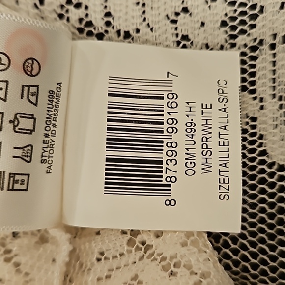 💕BCBGENERATION💕 Lace Sleeveless Top Small NWT - Picture 10 of 10